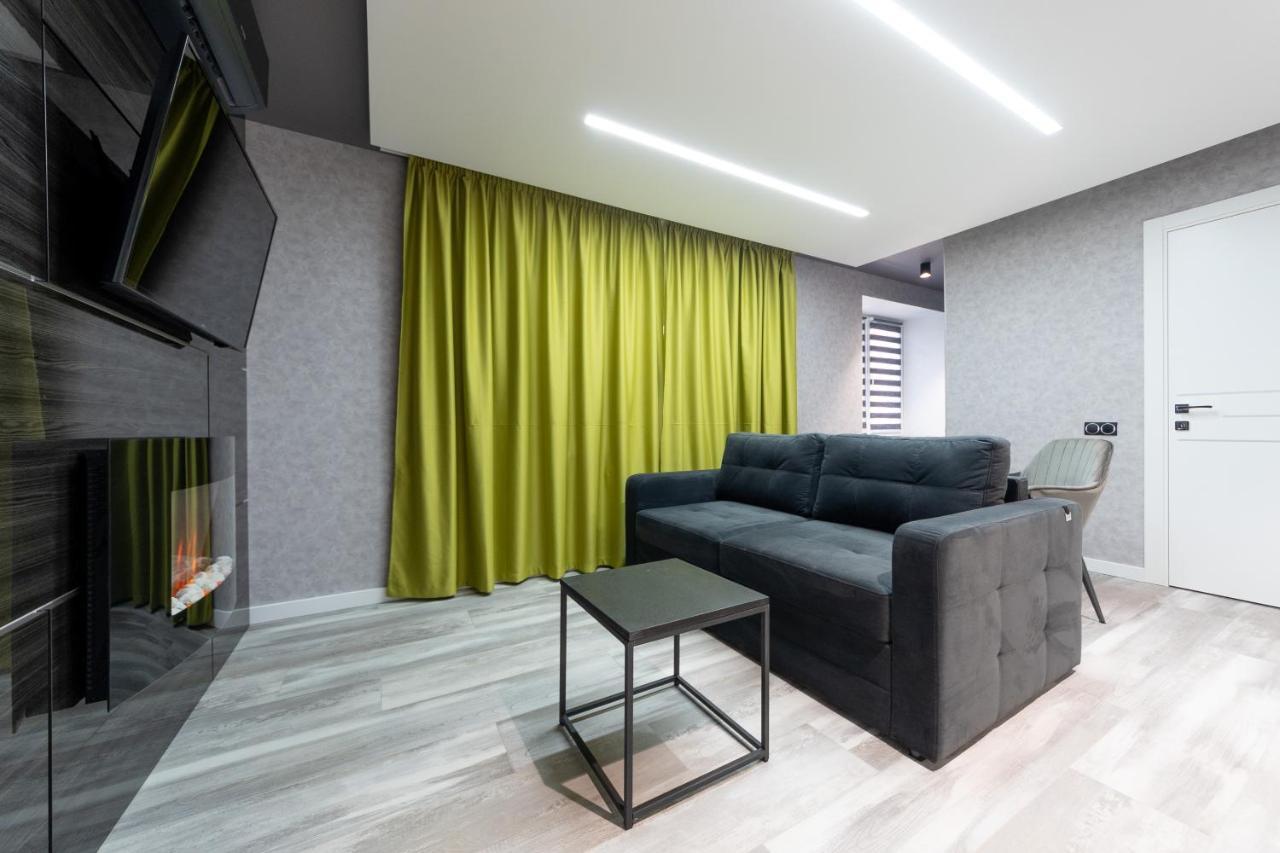 Luxrent Kreshatik Arenacity Skybar Київ Екстер'єр фото