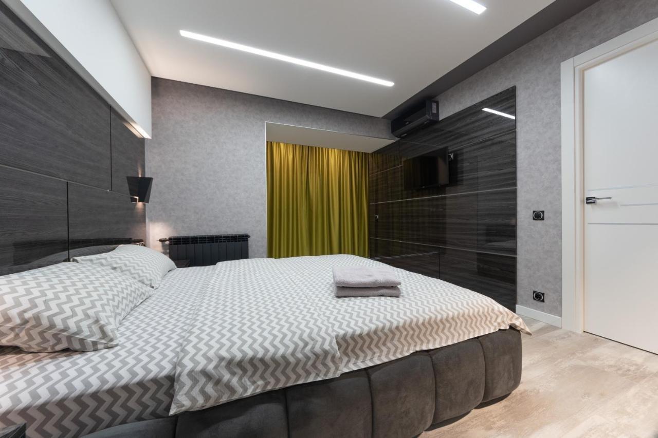 Luxrent Kreshatik Arenacity Skybar Київ Екстер'єр фото