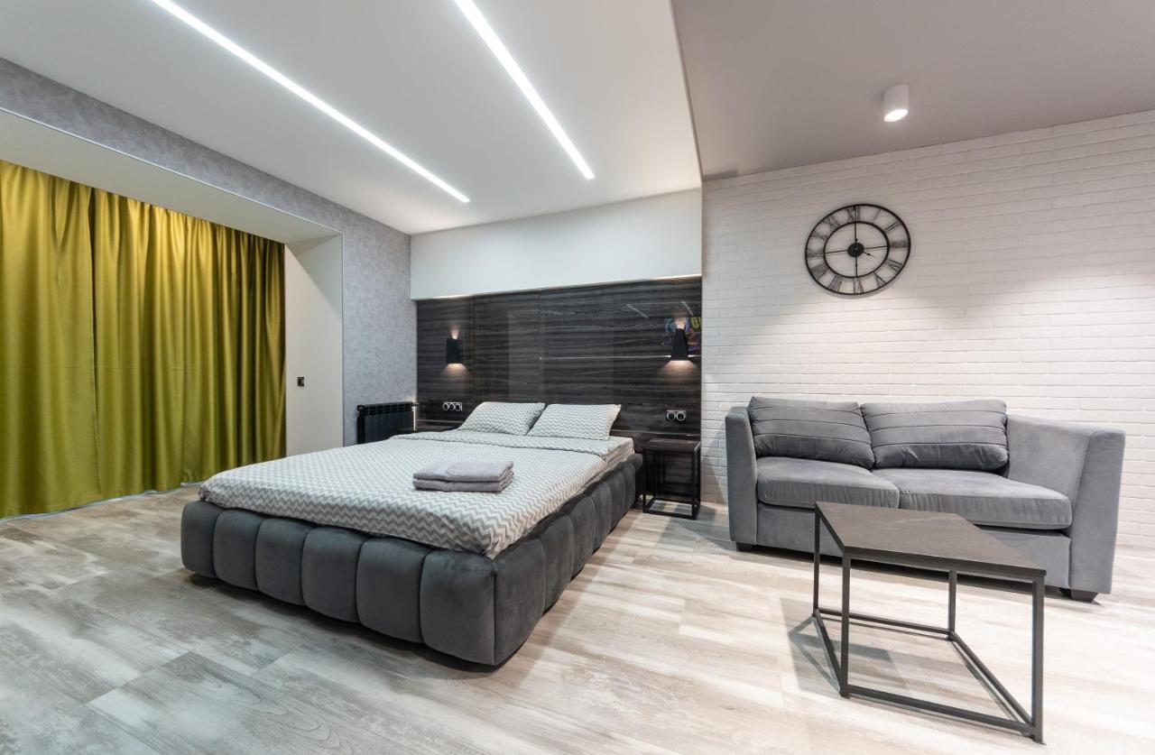Luxrent Kreshatik Arenacity Skybar Київ Екстер'єр фото