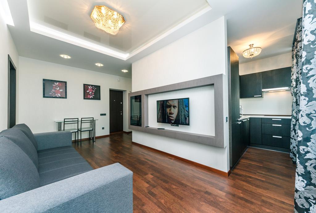 Luxrent Kreshatik Arenacity Skybar Київ Екстер'єр фото