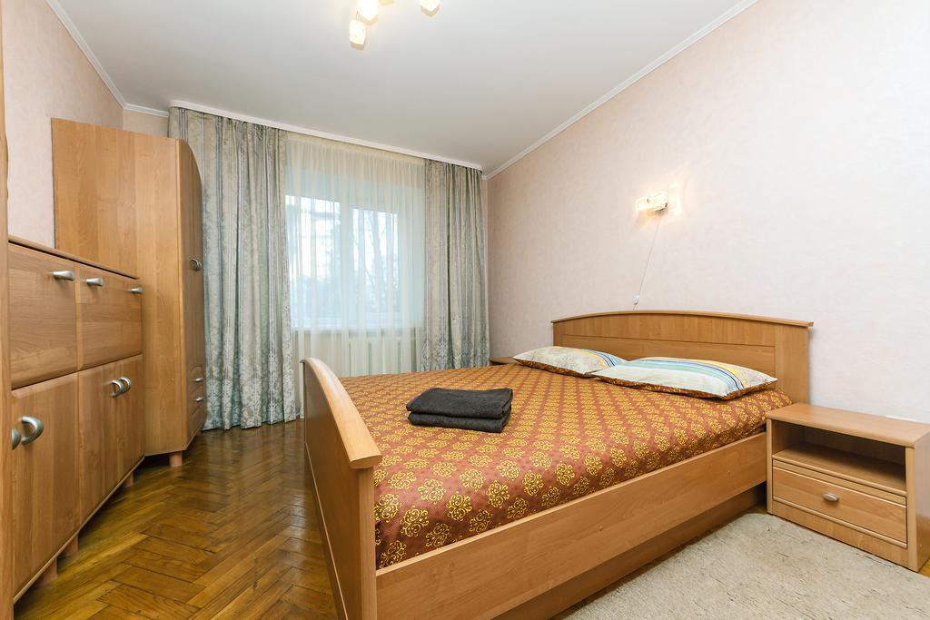 Luxrent Kreshatik Arenacity Skybar Київ Екстер'єр фото